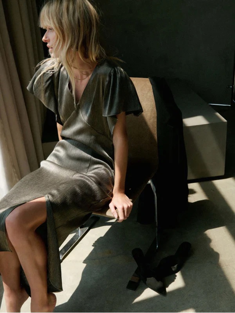 NATION Pamela flutter sleeve midi dress size medium